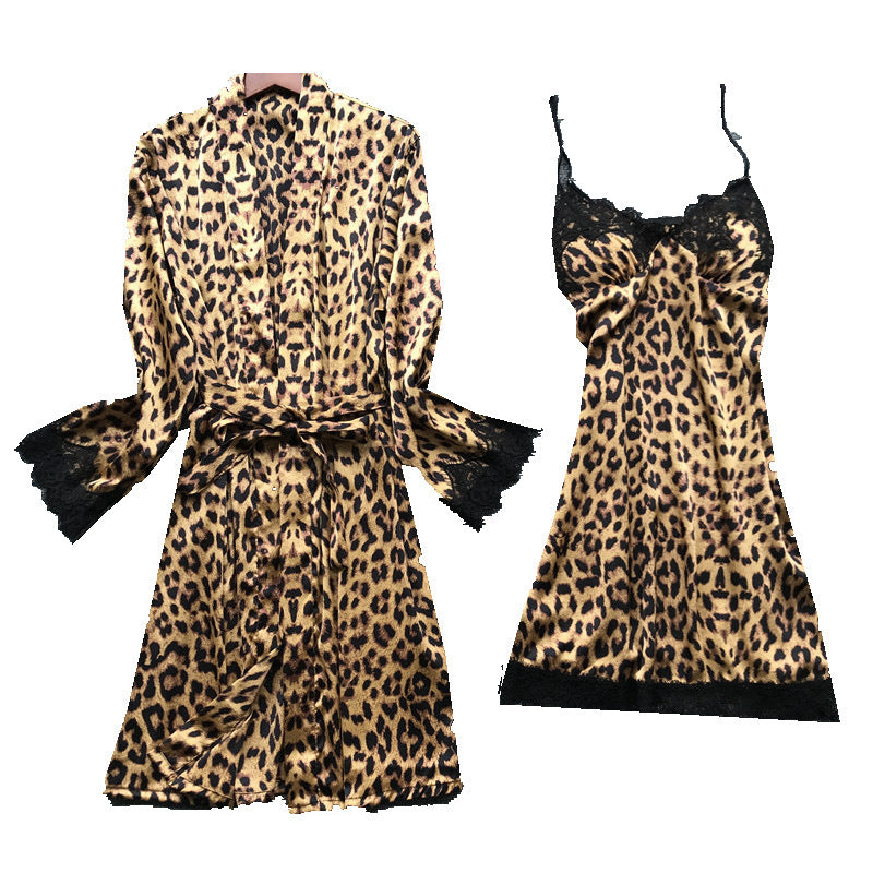 Long sleeve robe